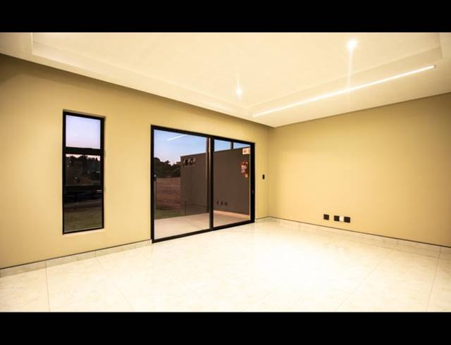 3 BEDROOM PROPERTY TO RENT IN WATERKLOOF RIDGE